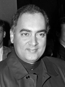 राजीव गांधी